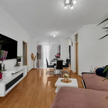 Apartment Stylish *