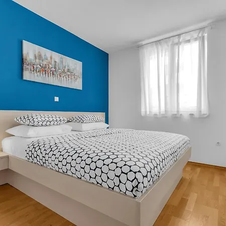 Stylish Appartement Makarska